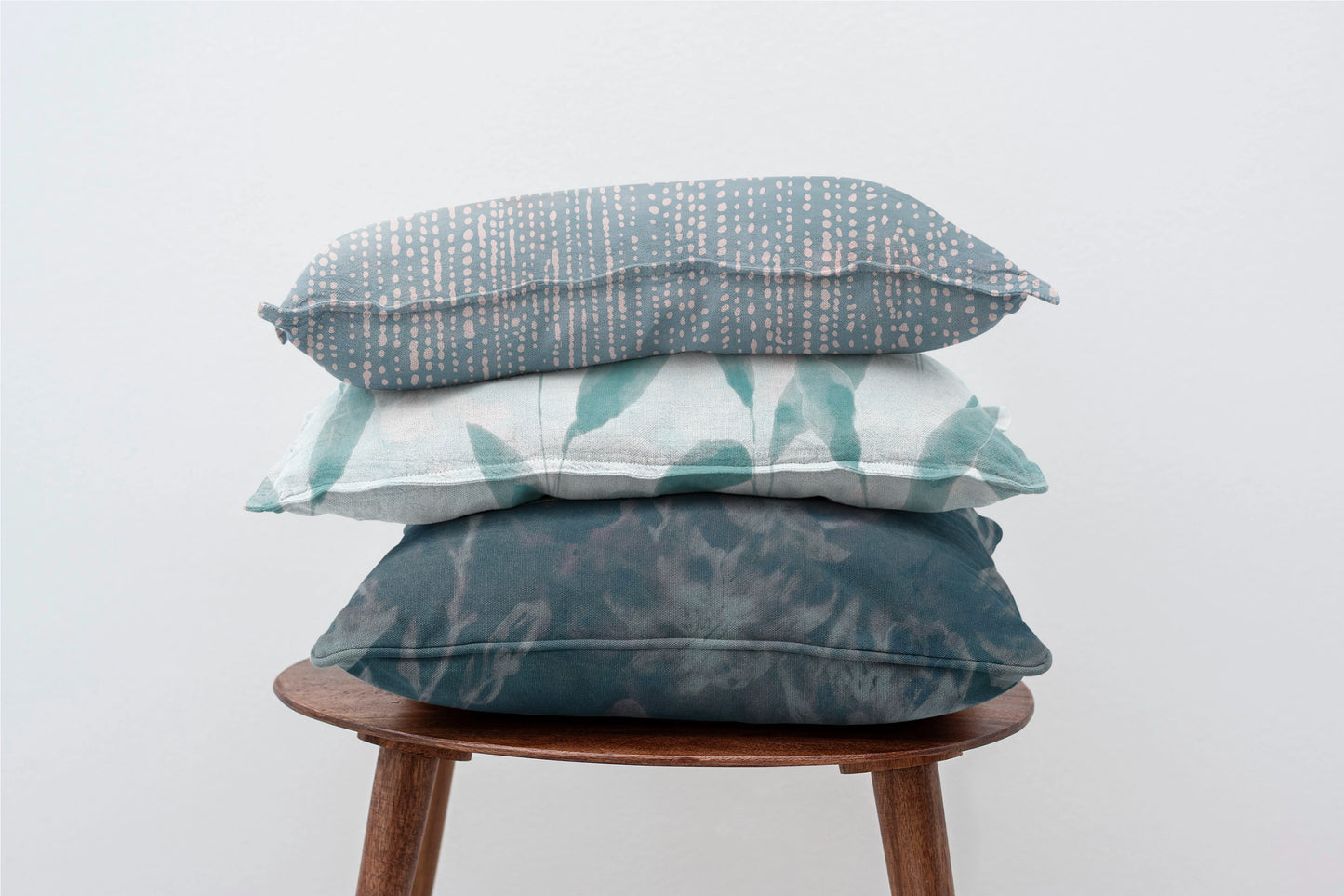 'Petals in the night' cushion