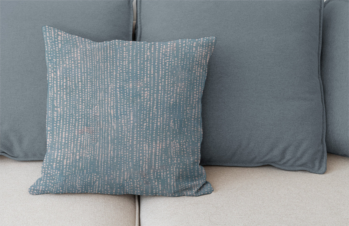 'Dot-to-dot' cushion