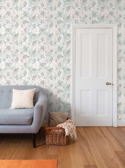 'Fiorella' wallpaper in pastel shades