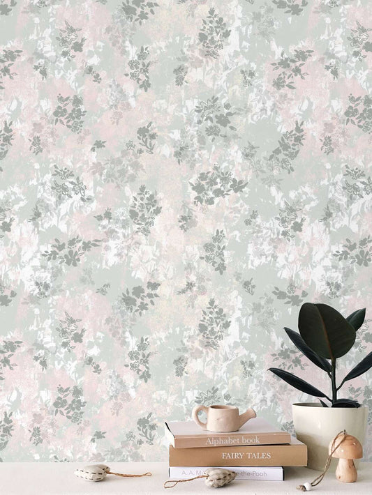 'Fiorella' wallpaper in pastel shades