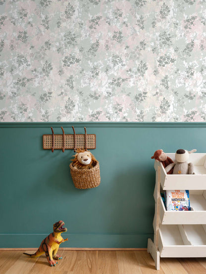 'Fiorella' wallpaper in pastel shades