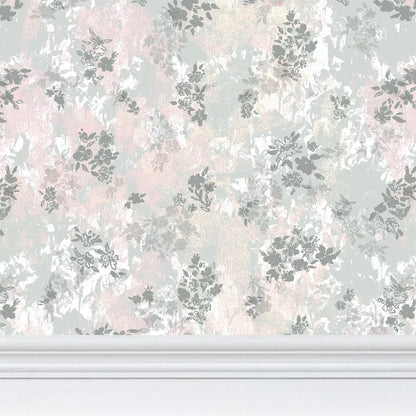 'Fiorella' wallpaper in pastel shades
