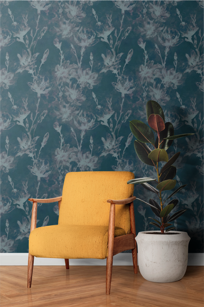 'Petals in the night' wallpaper in dark blue