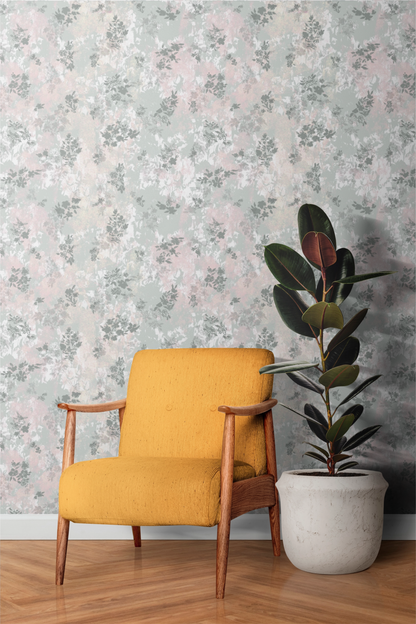 'Fiorella' wallpaper in pastel shades