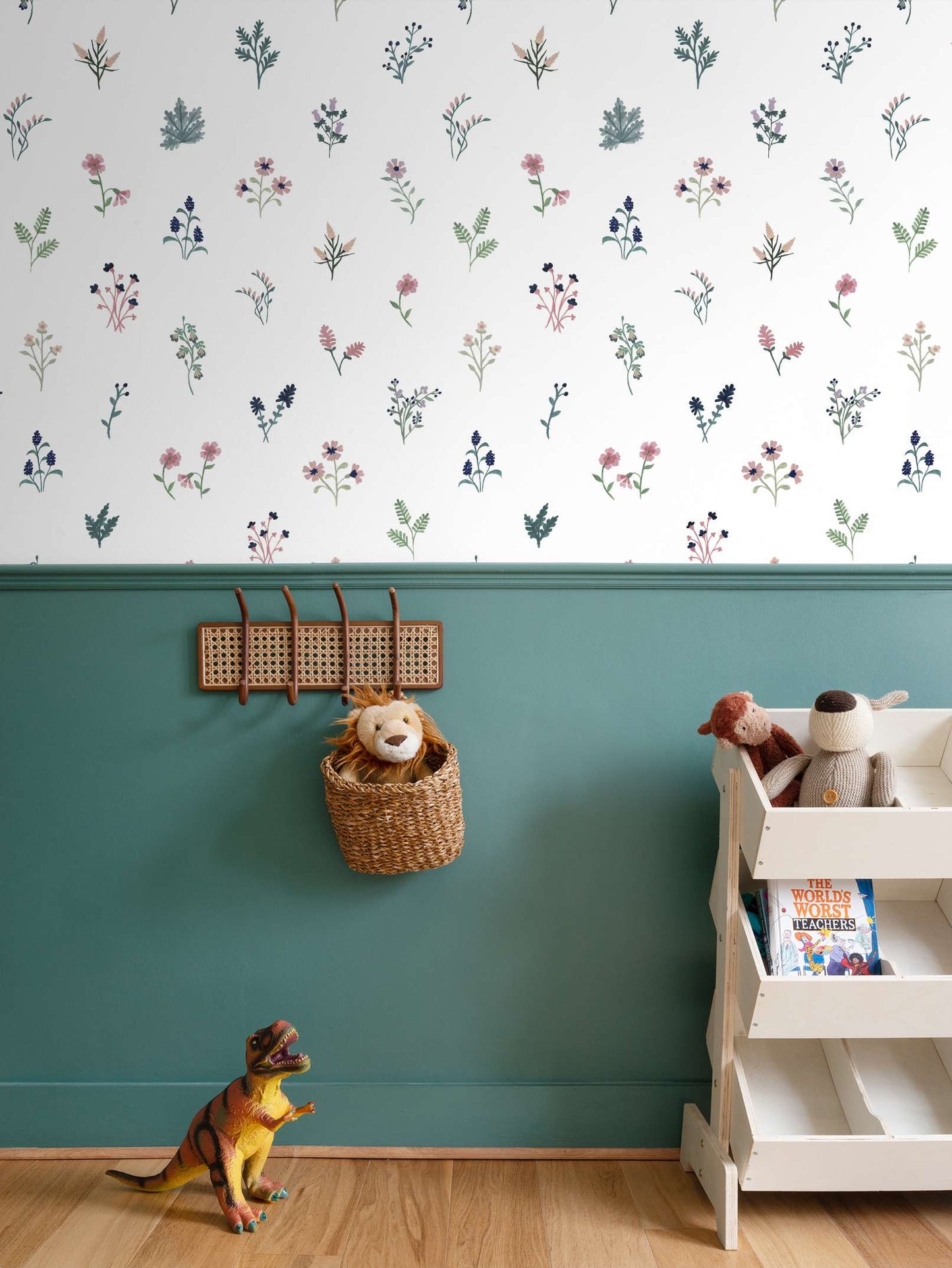 'Bo peep' wallpaper in white